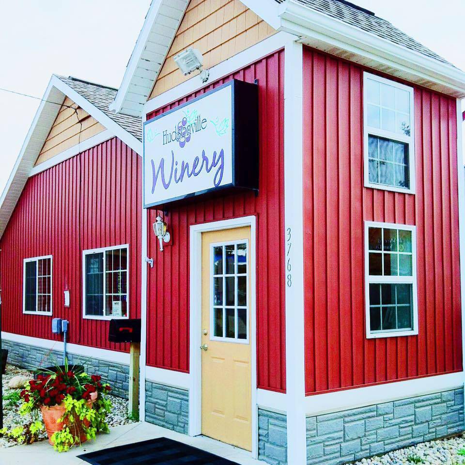 Hudsonville Winery | restaurant | 3768 Chicago Dr, Hudsonville, MI 49426, USA | 6166624589 OR +1 616-662-4589