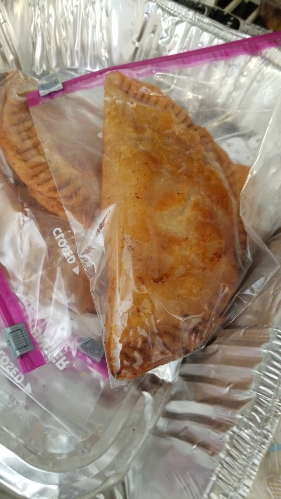 Hicks Residence Cooking | restaurant | 110 Longbranch Ln # A, Dallas, TX 75217, USA | 2143986244 OR +1 214-398-6244