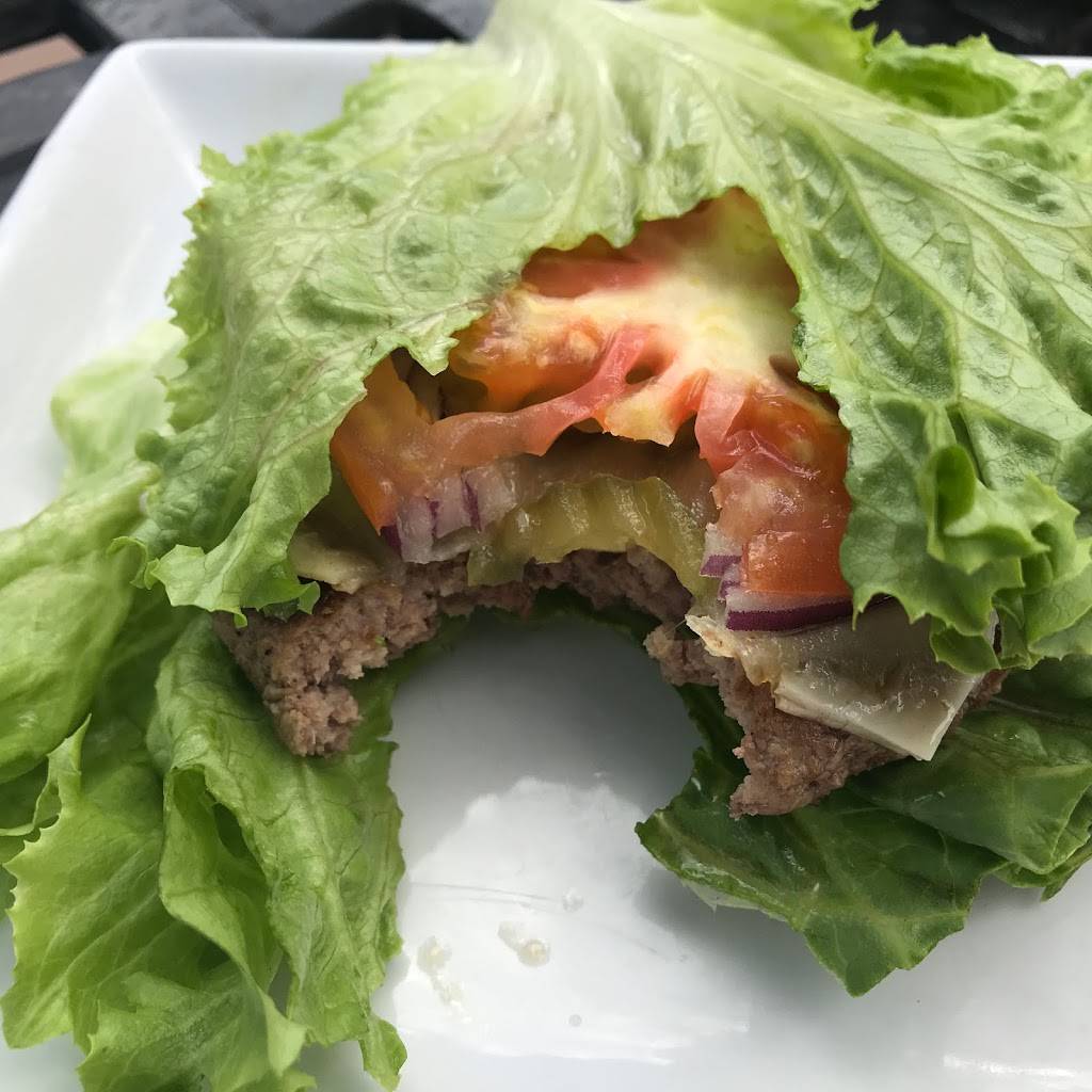 Winstons Pub & Grill - DTC | restaurant | 8101 E Belleview Ave, Denver, CO 80237, USA | 3037414001 OR +1 303-741-4001