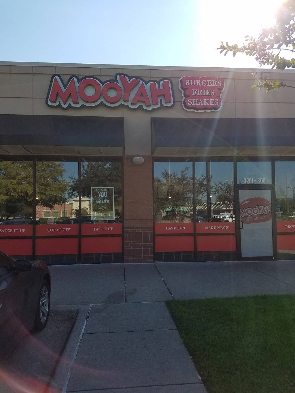 MOOYAH Burgers, Fries & Shakes | restaurant | 3201 Eldorado Pkwy #300, McKinney, TX 75070, USA | 9725405016 OR +1 972-540-5016