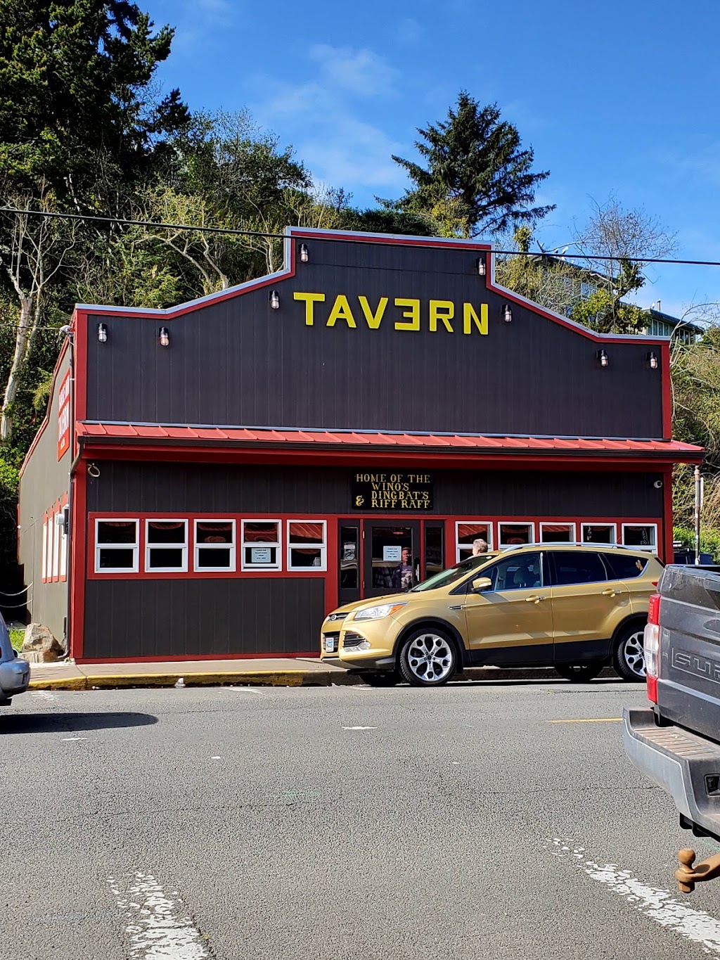 Barge Inn Tavern | restaurant | 358 SW Bay Blvd., Newport, OR 97365, USA | 5412658051 OR +1 541-265-8051