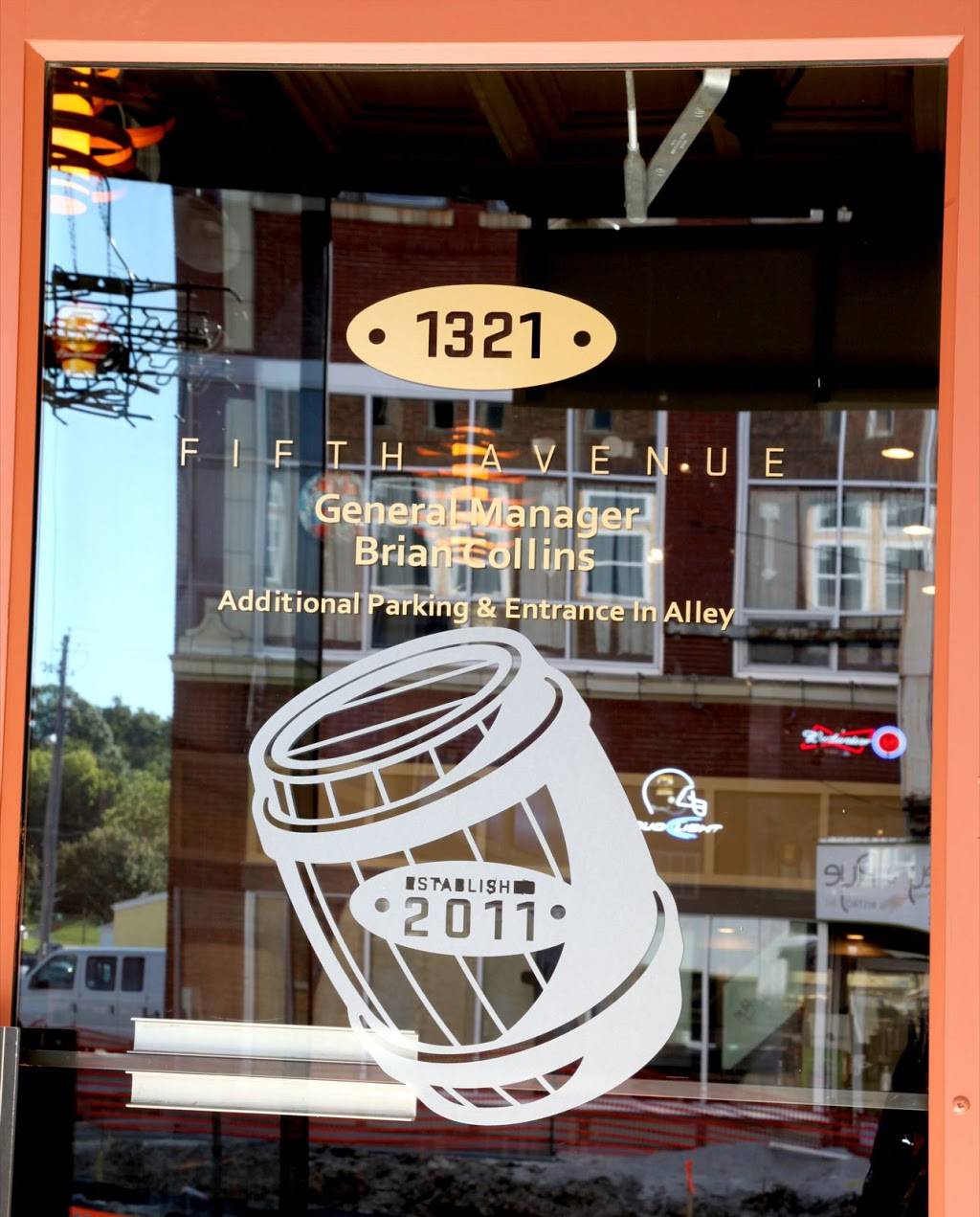 Barrel House | restaurant | 1321 5th Ave, Moline, IL 61265, USA | 3095171973 OR +1 309-517-1973