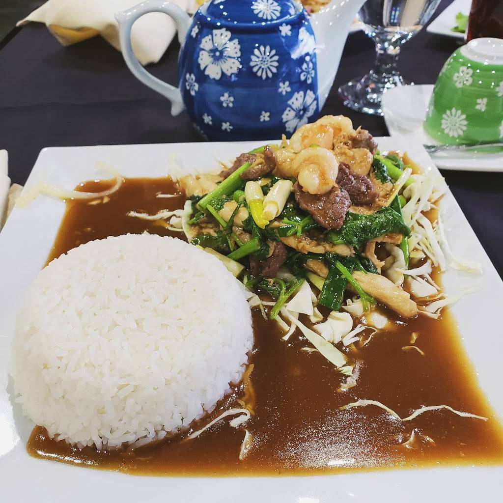 Tuk Tuk Thai | restaurant | 8351 W 135th St, Overland Park, KS 66223, USA | 9132910106 OR +1 913-291-0106