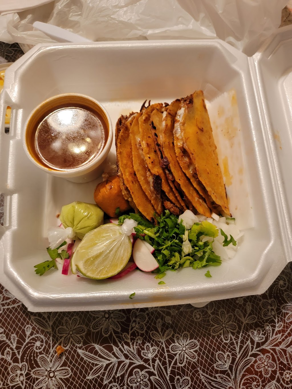 Taqueria las jarochas | restaurant | 918 W Southmore Ave, Pasadena, TX 77502, USA | 3464208495 OR +1 346-420-8495