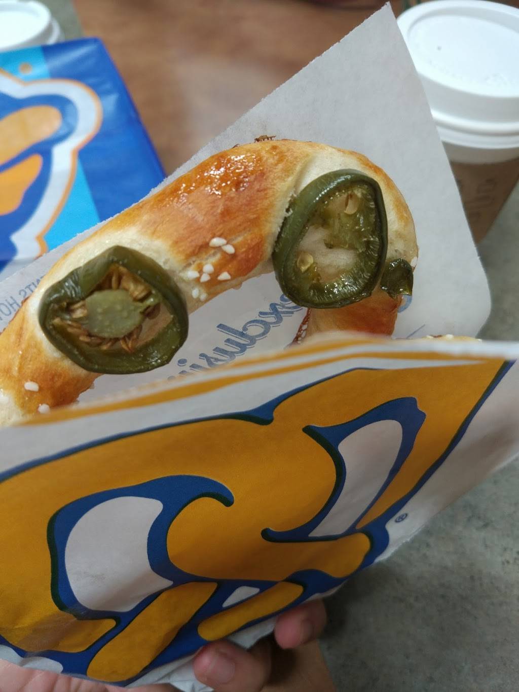 Auntie Annes Pretzels | cafe | 1 Mills Cir #600, Ontario, CA 91764, USA | 9099804501 OR +1 909-980-4501