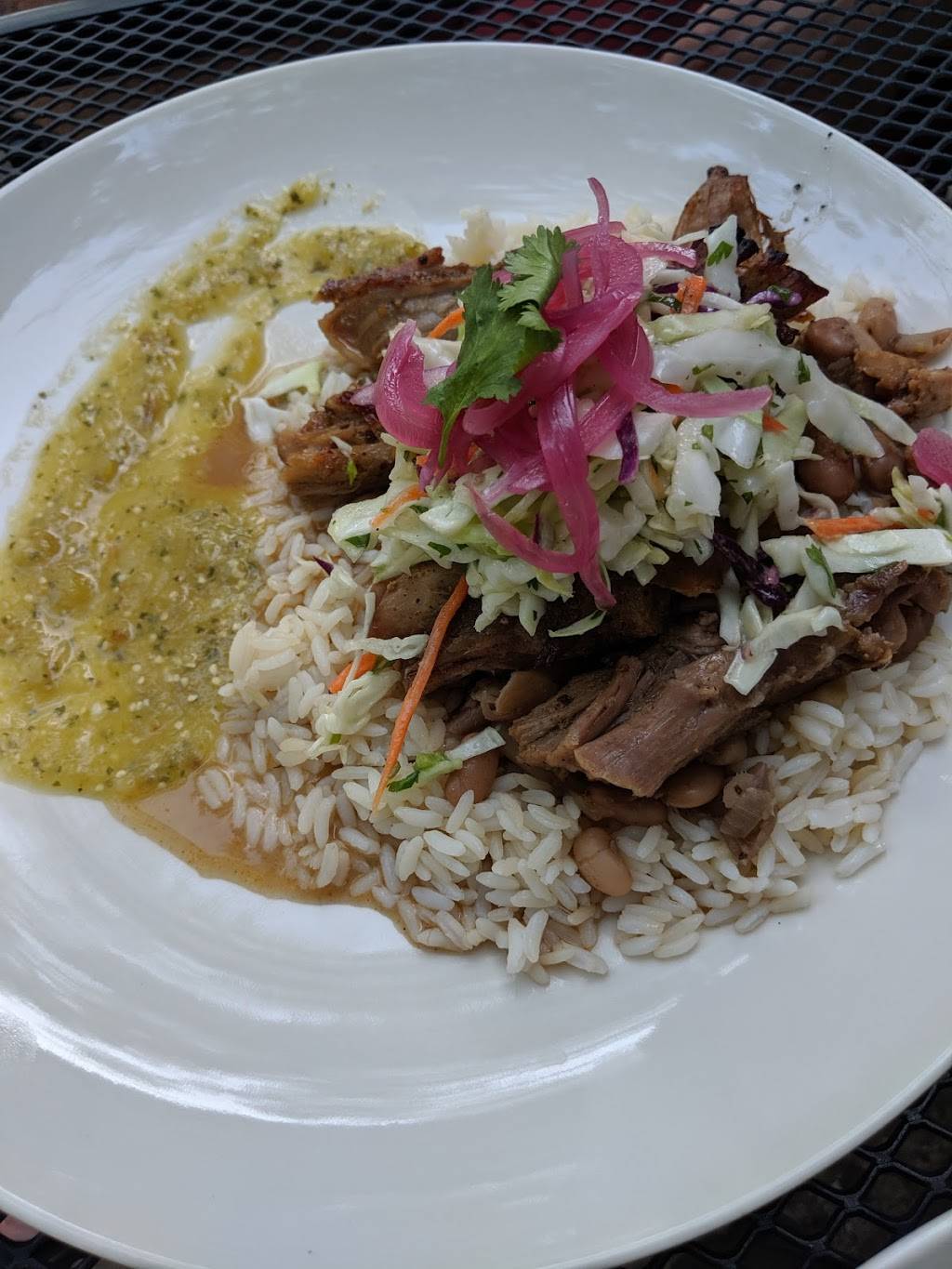 La Mesa | restaurant | 230 Cedar Lake Rd S, Minneapolis, MN 55405, USA | 6122598943 OR +1 612-259-8943