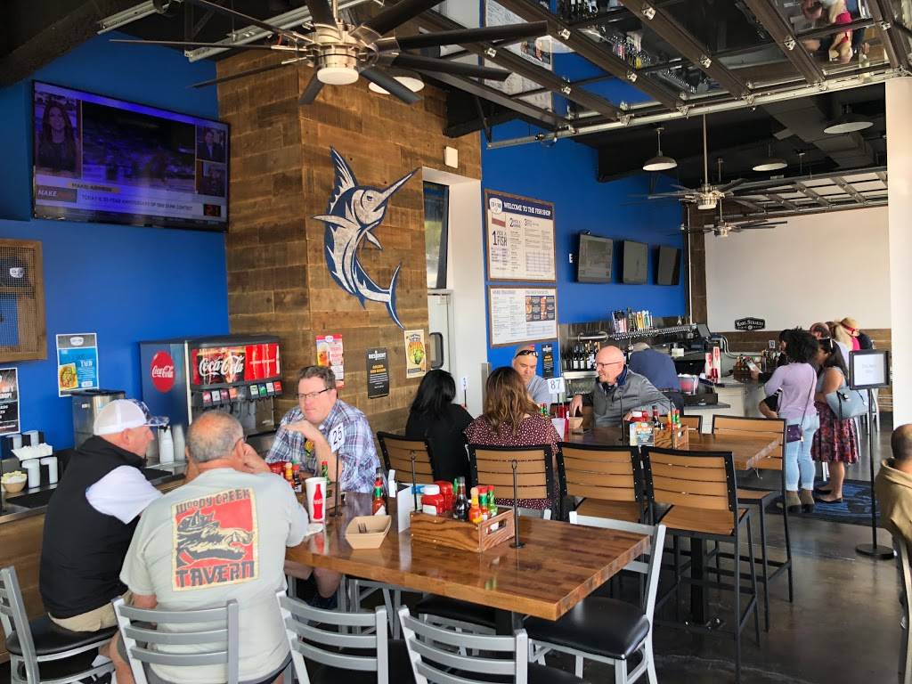 Point Loma Fish Shop | restaurant | 1110 Rosecrans St #100, San Diego, CA 92106, USA | 6197567778 OR +1 619-756-7778