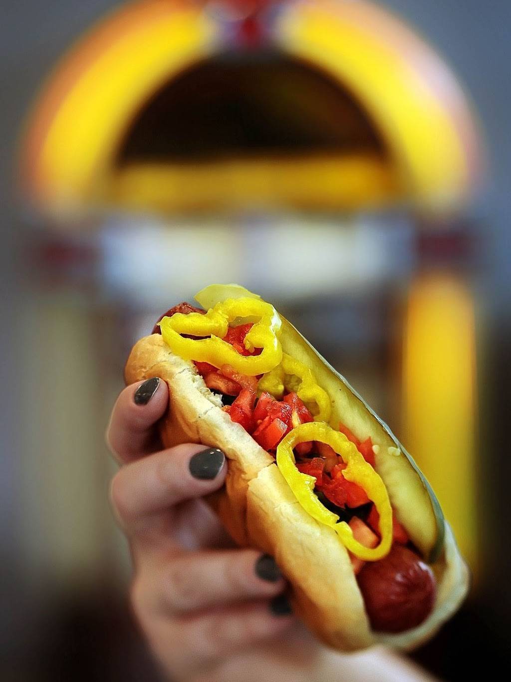 Gladys Diner | restaurant | 3717 Elvis Presley Blvd, Memphis, TN 38116, USA | 9013323322 OR +1 901-332-3322