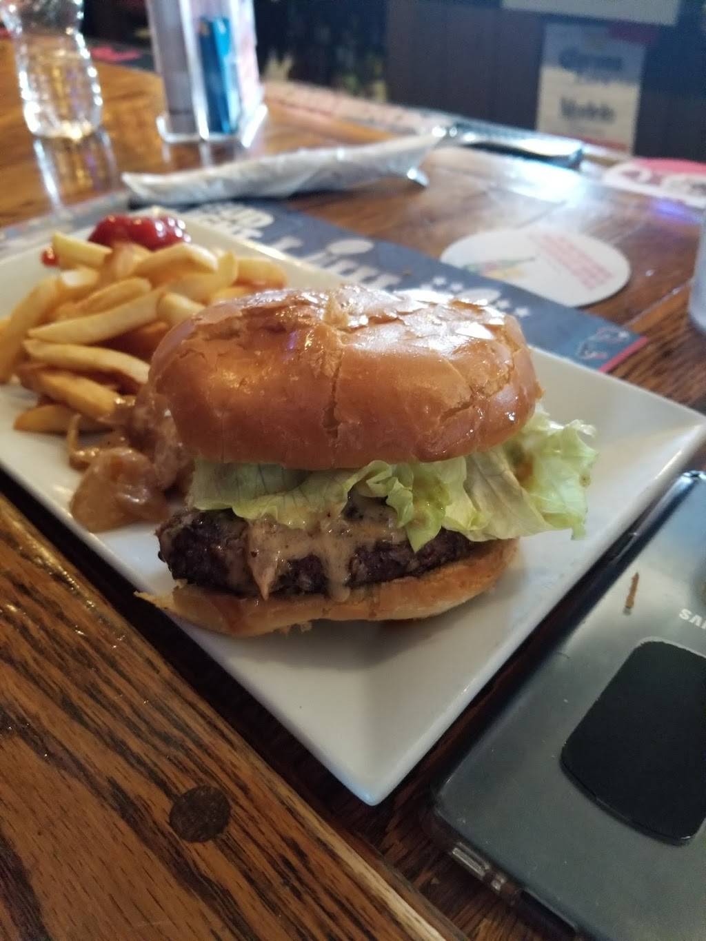 Whoos Bar And Grill | restaurant | 142 NY-17K, Newburgh, NY 12550, USA | 8455671414 OR +1 845-567-1414