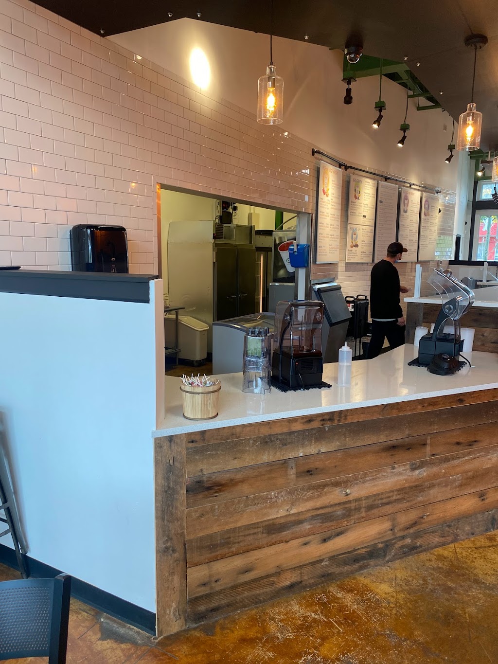 Emerald City Smoothie | restaurant | 212 Garfield St S, Tacoma, WA 98444, USA | 2535030553 OR +1 253-503-0553