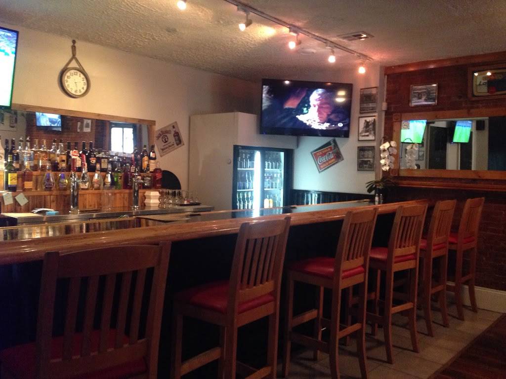 Bezos Bar and Grill | restaurant | 19 Front St N, Thorold, ON L2V 1X3, Canada | 2893623729 OR +1 289-362-3729