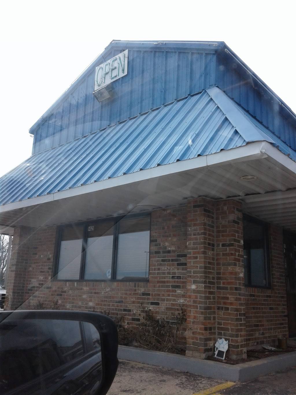 Mama Lous Restaurant | restaurant | 1421 N Moore Ave, Moore, OK 73160, USA | 4057995200 OR +1 405-799-5200