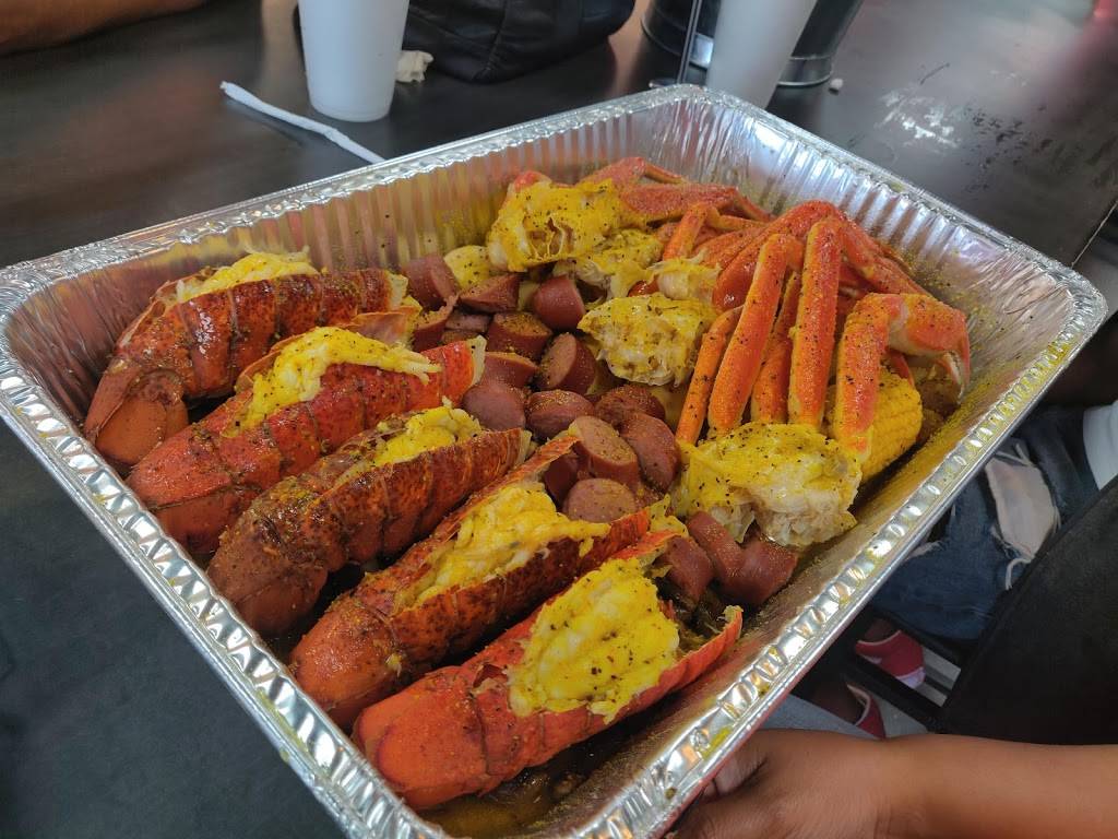 DeeOs Seafood | restaurant | 2256 N Germantown Pkwy, Cordova, TN 38016, USA | 9014435312 OR +1 901-443-5312