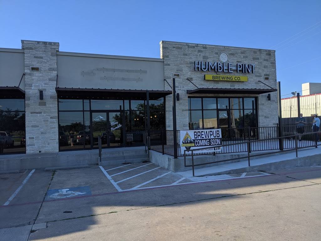 Humble Pint Brewing Co. | restaurant | 11880 Hero Way W Suite 208, Leander, TX 78641, USA | 5123375007 OR +1 512-337-5007