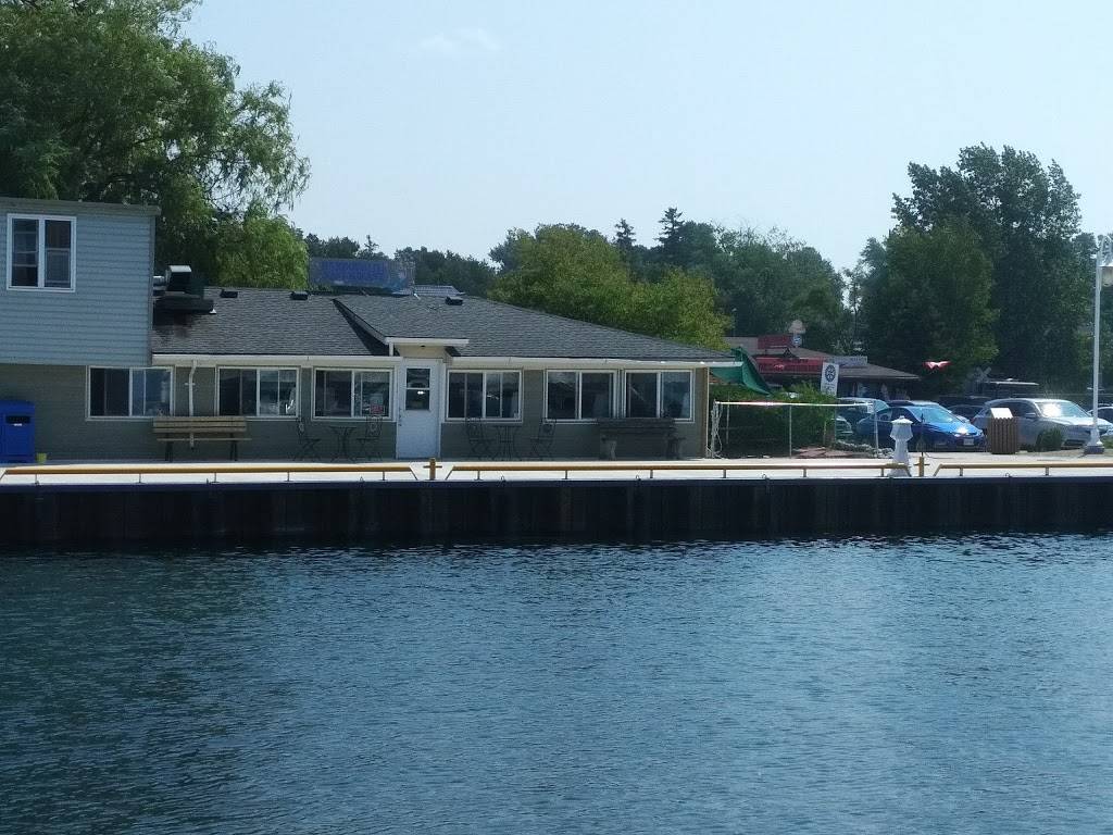 Harbourlite Restaurant | restaurant | 110 Elgin St, Port Elgin, ON N0H 2C0, Canada | 5198326262 OR +1 519-832-6262