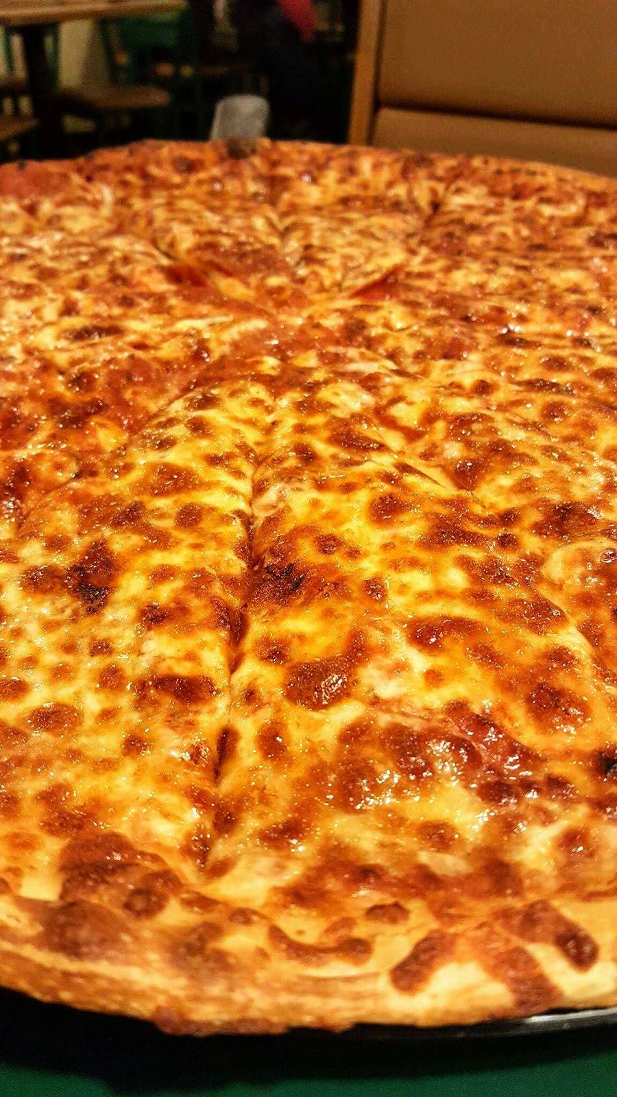 Giovannis Pizza | restaurant | 513 E Emmitt Ave, Waverly, OH 45690, USA | 7409474467 OR +1 740-947-4467