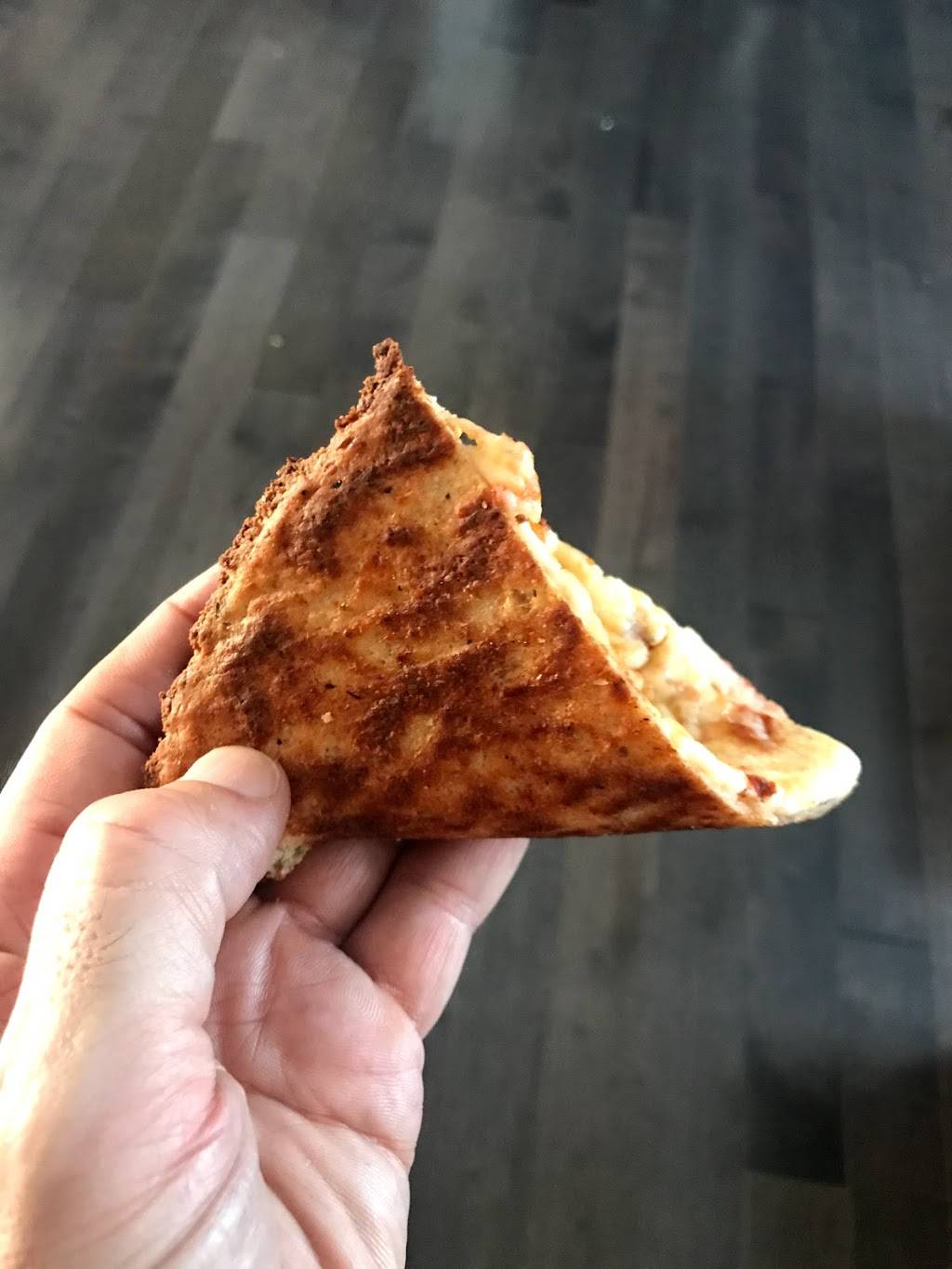 Milano Pizzeria | meal delivery | 2241 St Laurent Blvd, Ottawa, ON K1G 1B1, Canada | 6135216661 OR +1 613-521-6661