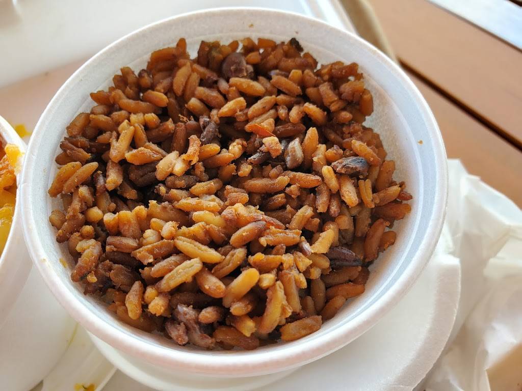 McCrays Backyard Bar-B-Q and Seafood | restaurant | 1521 45th St, Riviera Beach, FL 33407, USA | 5613703216 OR +1 561-370-3216