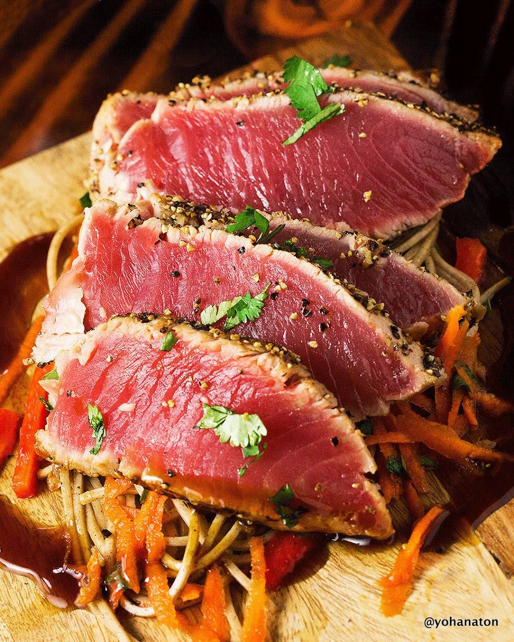 Crown | restaurant | 106 Bedford Ave, Bellmore, NY 11710, USA | 5169001560 OR +1 516-900-1560