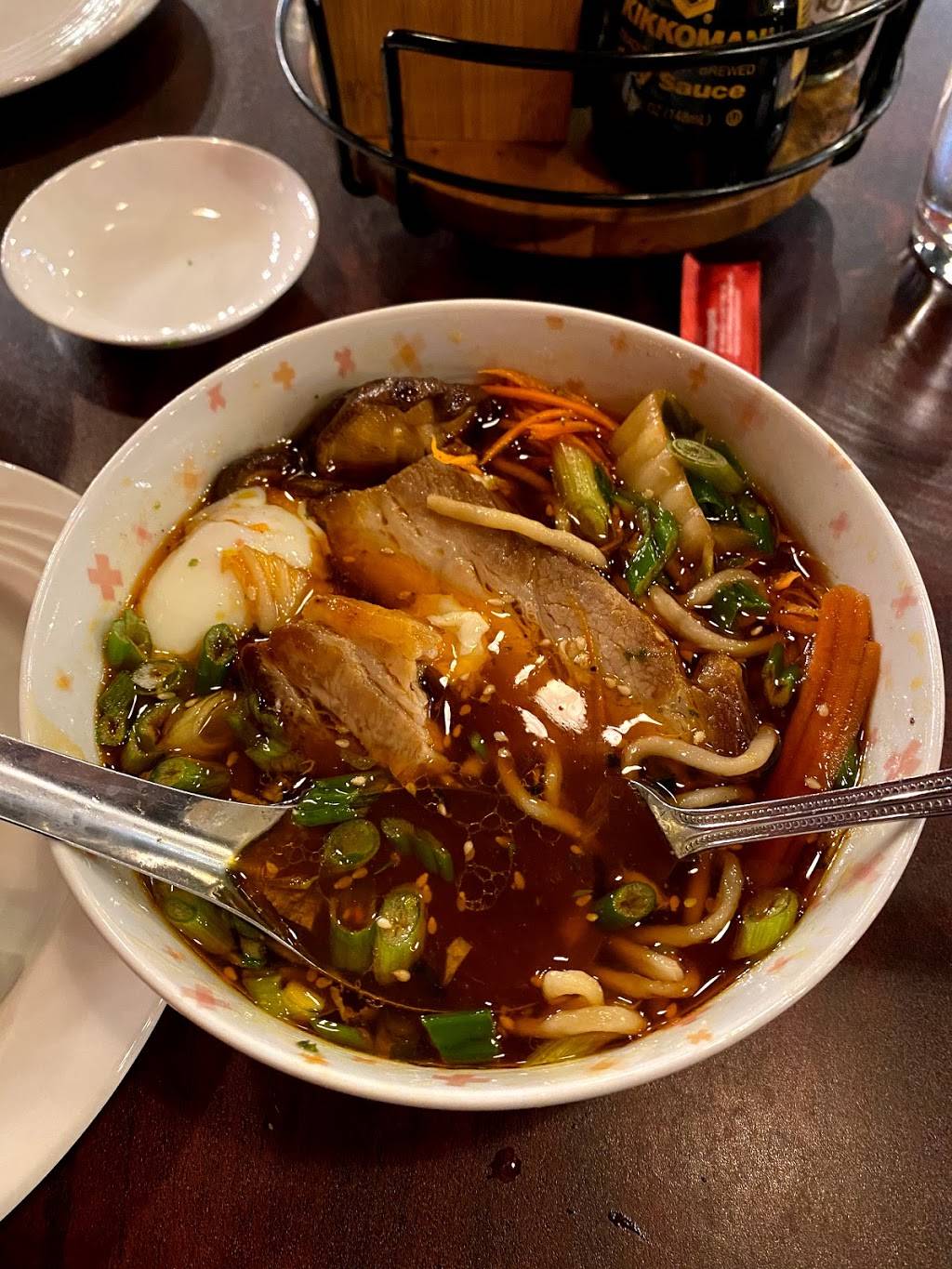 Lucky Dumpling | restaurant | 26 S Wahsatch Ave, Colorado Springs, CO 80903, USA | 7194185843 OR +1 719-418-5843