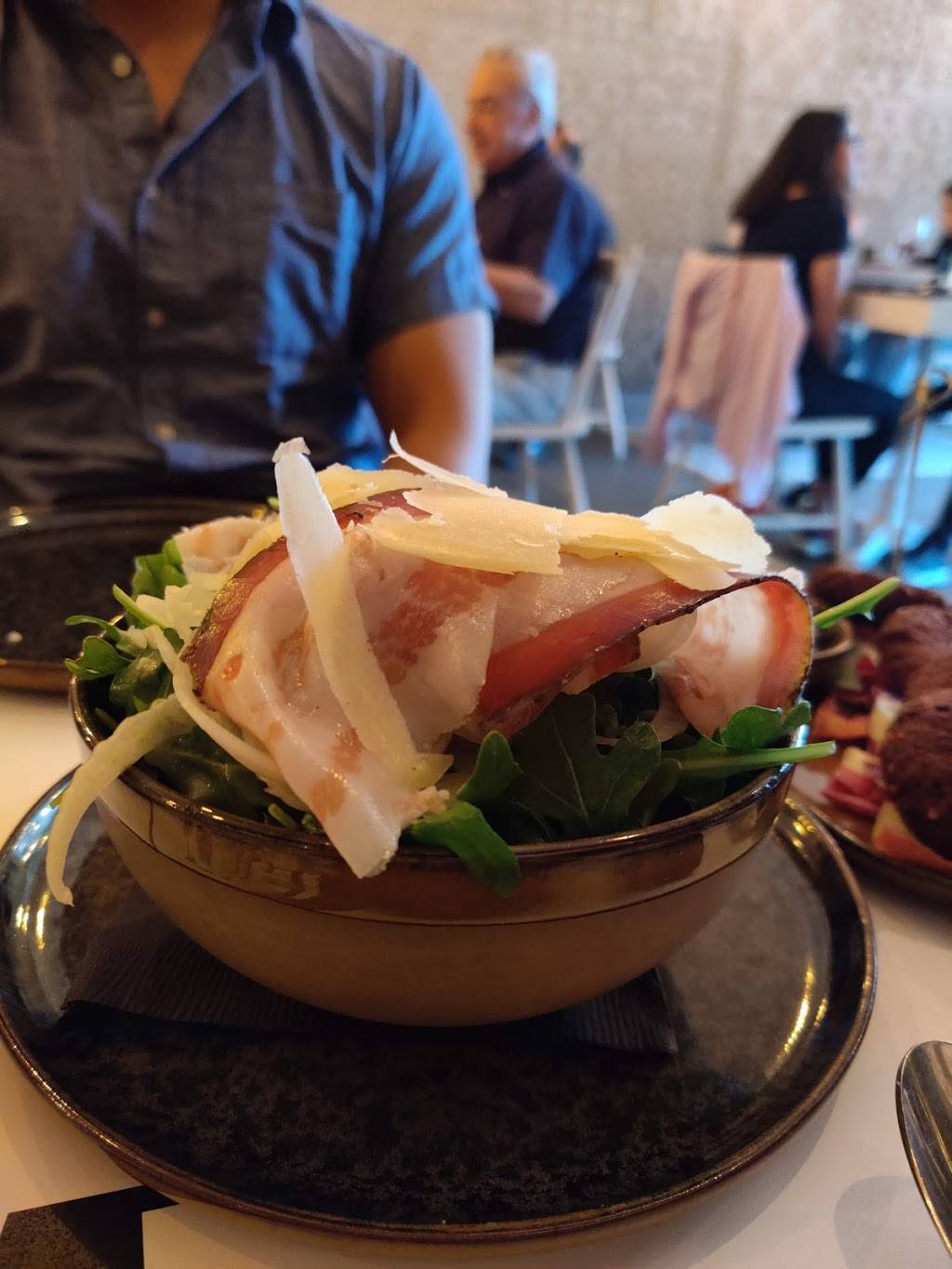 STELVIO | restaurant | 791 Dundas St W, Toronto, ON M6J 1V2, Canada | 4165466727 OR +1 416-546-6727