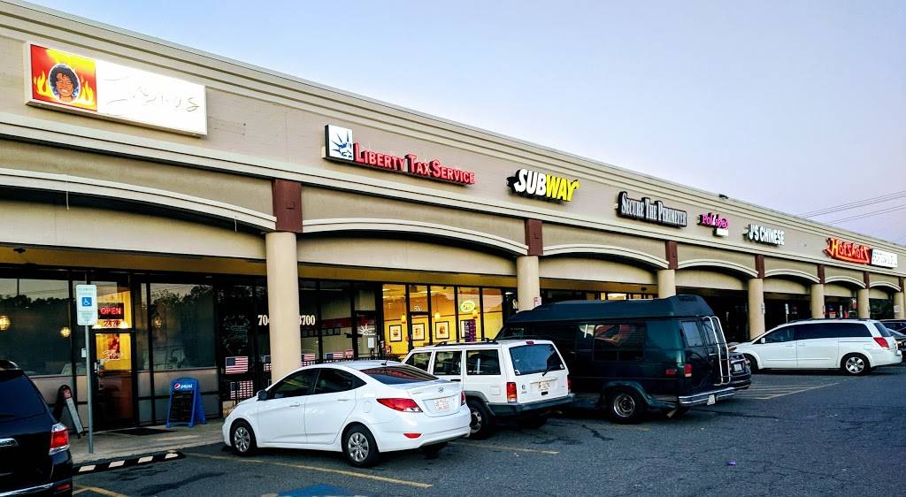 Subway | restaurant | 247 E Plaza Dr, Market Pl Unit 6, Mooresville, NC 28115, USA | 7046647827 OR +1 704-664-7827