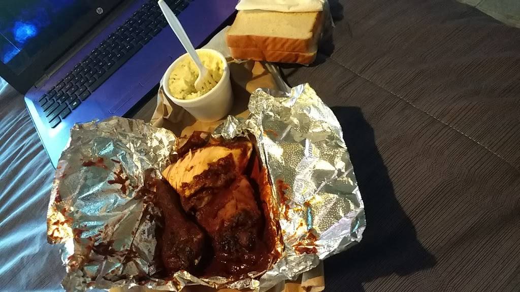 Kennys Q Bar-B-Q | restaurant | 11010 S Prairie Ave, Inglewood, CA 90303, USA | 4243121105 OR +1 424-312-1105