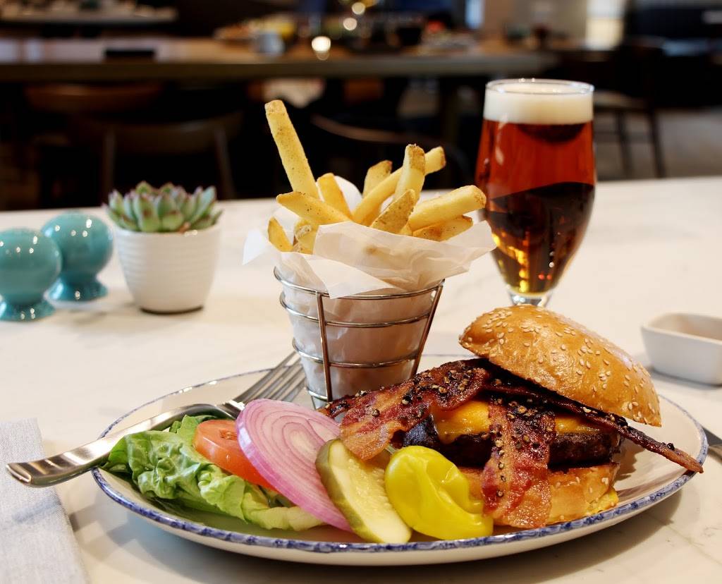 The Commentary | restaurant | 801 N Glebe Rd, Arlington, VA 22203, USA | 7035374204 OR +1 703-537-4204