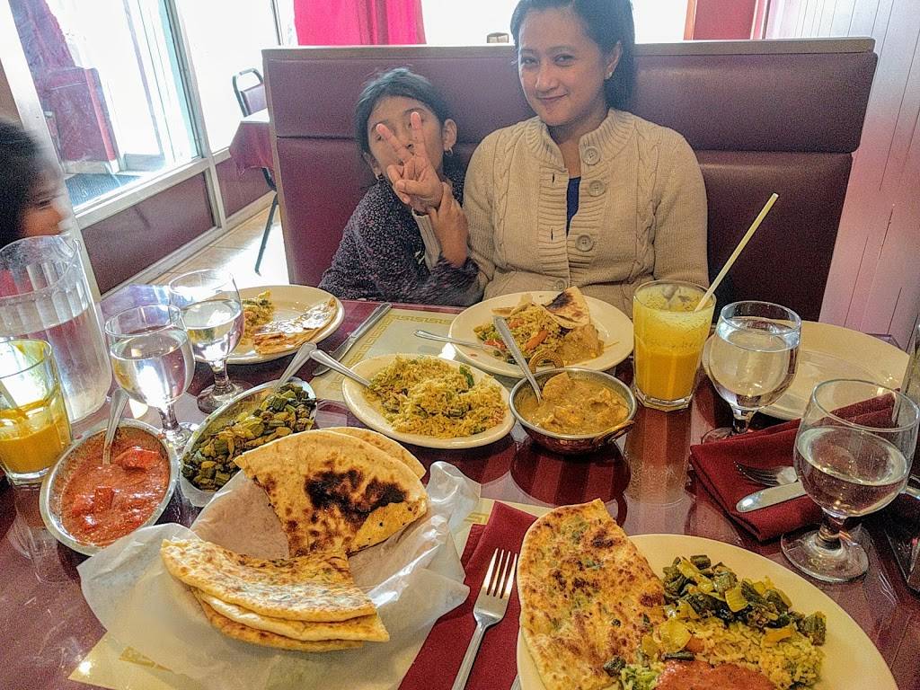 India Palace Restaurant | restaurant | 1167 Ottawa St, Windsor, ON N8X 2E4, Canada | 5192564104 OR +1 519-256-4104