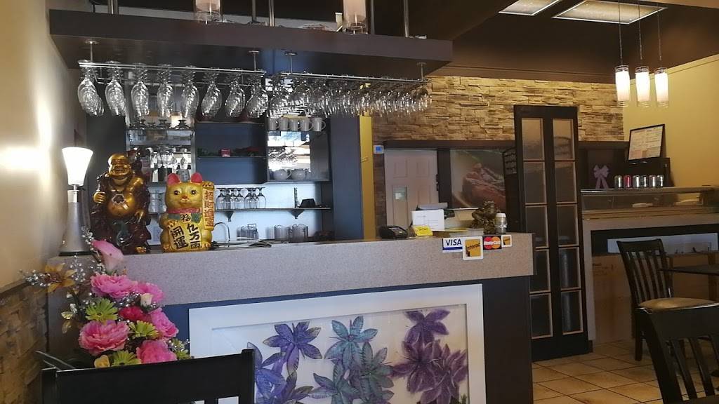 Ho Ho Cuisine Chinoise | restaurant | 150 Boul Jean-Leman #300, Candiac, QC J5R 4K1, Canada | 4504448588 OR +1 450-444-8588