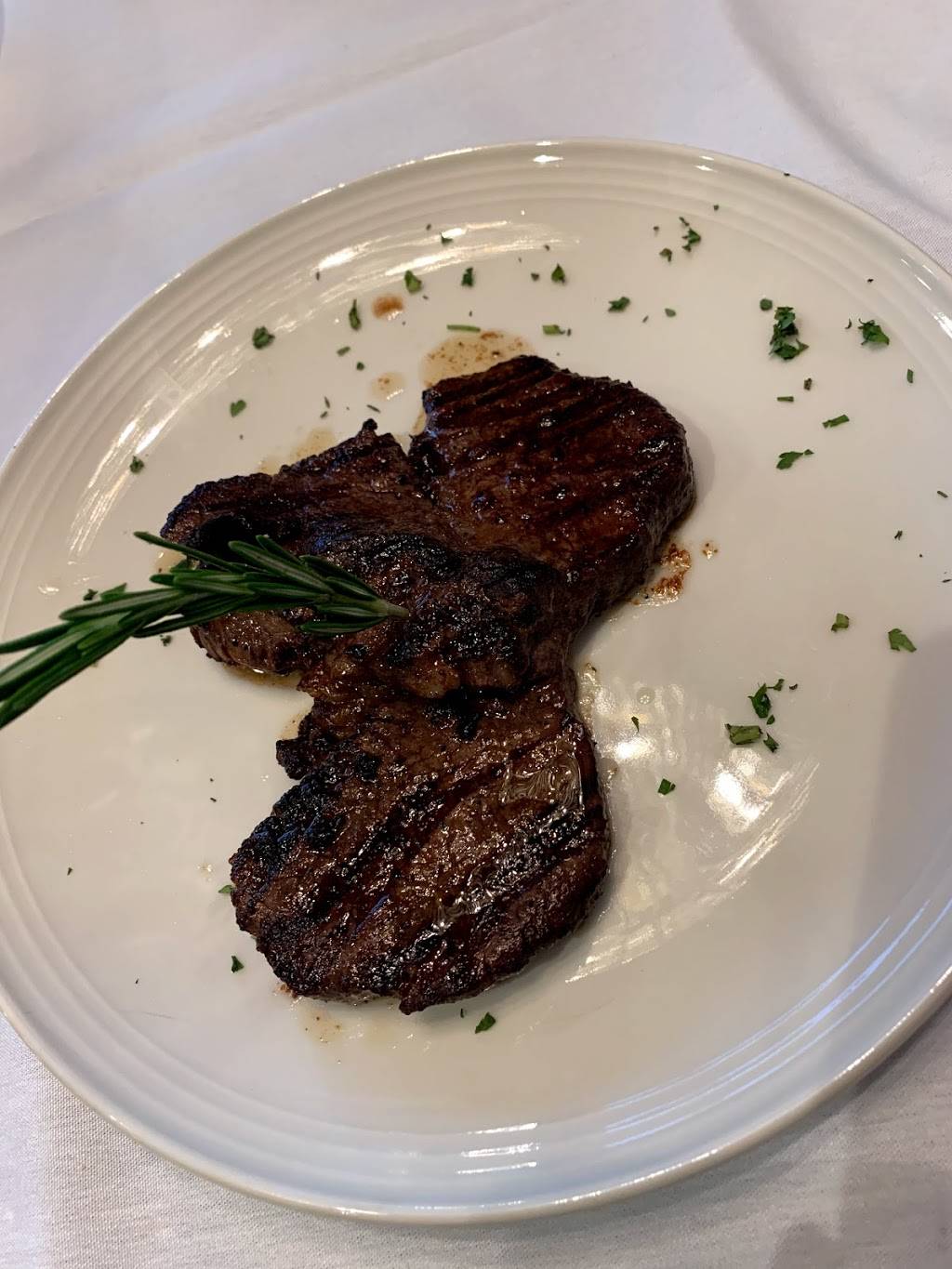 Four Seasons Steak & Grill | restaurant | 260-262 W North Ave, Addison, IL 60101, USA | 6305195929 OR +1 630-519-5929