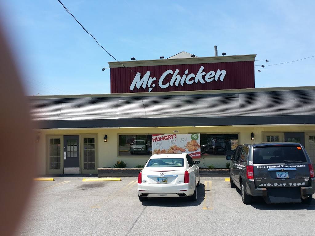 Mr. Chicken | restaurant | 5515 Warrensville Center Rd, Maple Heights, OH 44137, USA | 2166622100 OR +1 216-662-2100