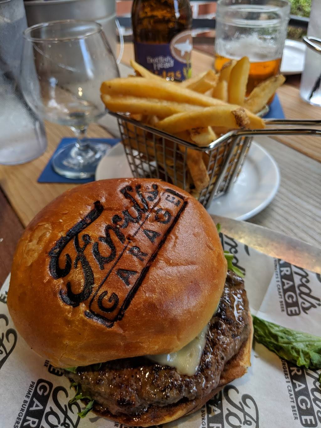 Fords Garage | restaurant | 200 1st Ave S Suite A, St. Petersburg, FL 33701, USA | 7272953673 OR +1 727-295-3673