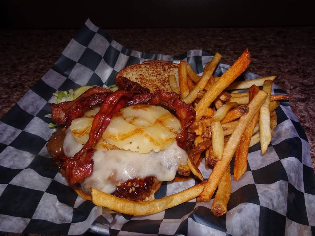 3 Brothers Corner Tavern | restaurant | 7192 Fulton Dr NW, Canton, OH 44718, USA | 3308338333 OR +1 330-833-8333