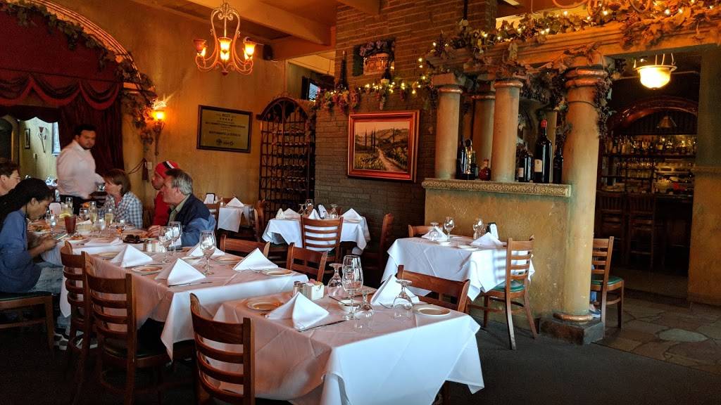 La Strada | restaurant | 6240 CA-29, American Canyon, CA 94503, USA | 7072263027 OR +1 707-226-3027
