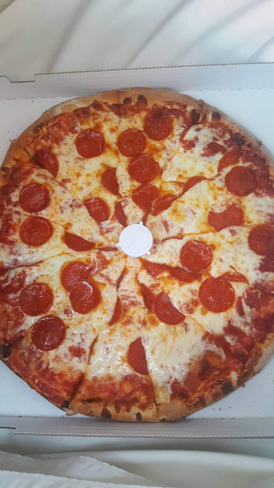 Roma Pizzeria & Restaurant | restaurant | 13020 Eureka Rd, Southgate, MI 48195, USA | 7342824900 OR +1 734-282-4900