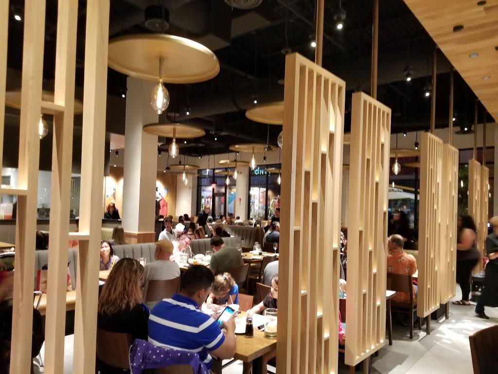 P.F. Changs | restaurant | 827 Brandon Town Center Dr, Brandon, FL 33511, USA | 8135307120 OR +1 813-530-7120