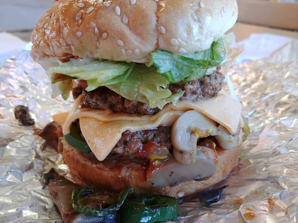 Five Guys | meal takeaway | 500 E Merritt Island Causeway, Merritt Island, FL 32952, USA | 3214521680 OR +1 321-452-1680