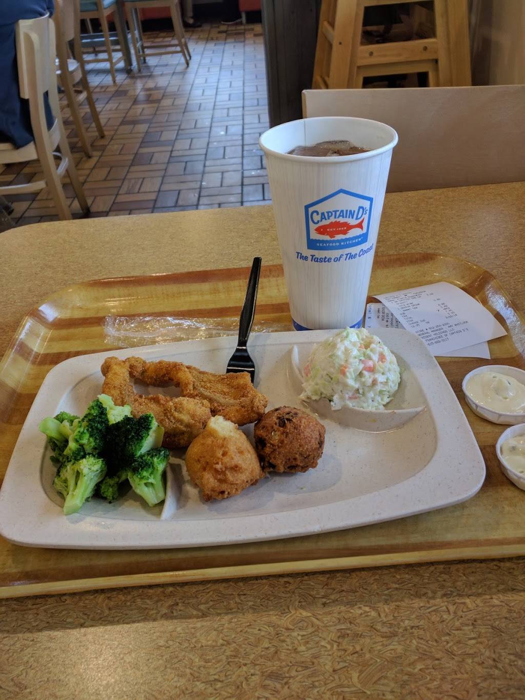 Captain Ds | restaurant | 12929 Shelbyville Rd, Louisville, KY 40243, USA | 5022542000 OR +1 502-254-2000