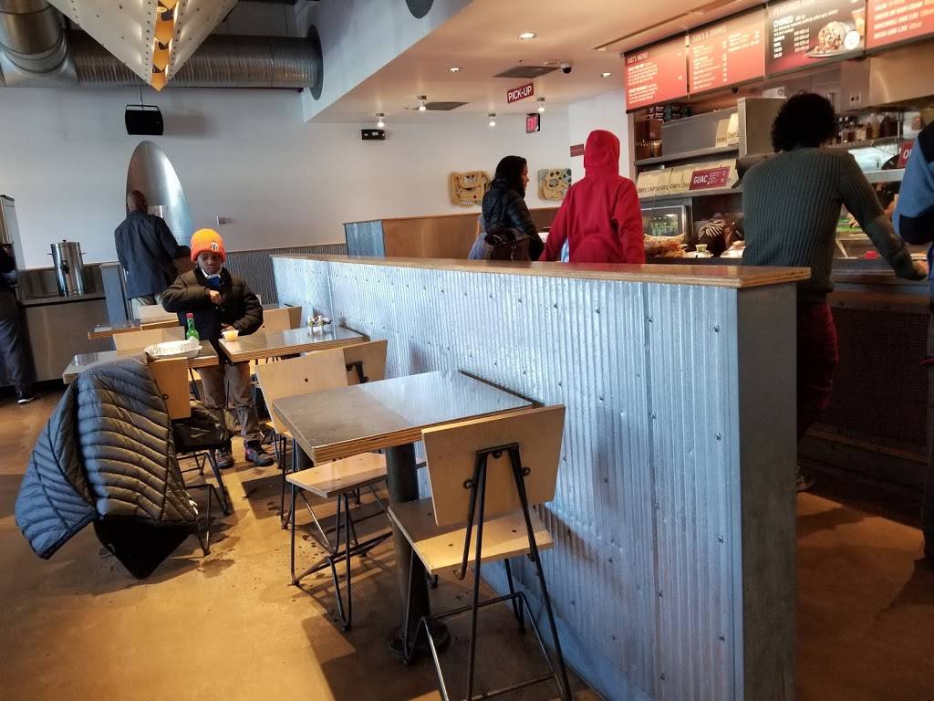 Chipotle Mexican Grill | restaurant | 865 Rockville Pike Ste B, Rockville, MD 20852, USA | 3012795461 OR +1 301-279-5461
