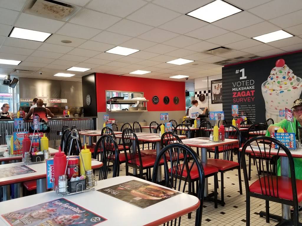 Steak n Shake | restaurant | 819 E Memorial Blvd, Lakeland, FL 33801, USA | 8636839352 OR +1 863-683-9352