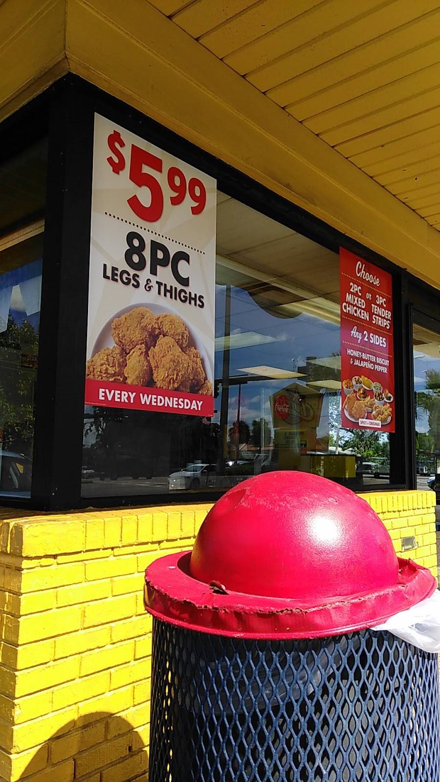 Churchs Chicken | restaurant | 2401 W Sunrise Blvd, Fort Lauderdale, FL 33311, USA | 9545815866 OR +1 954-581-5866