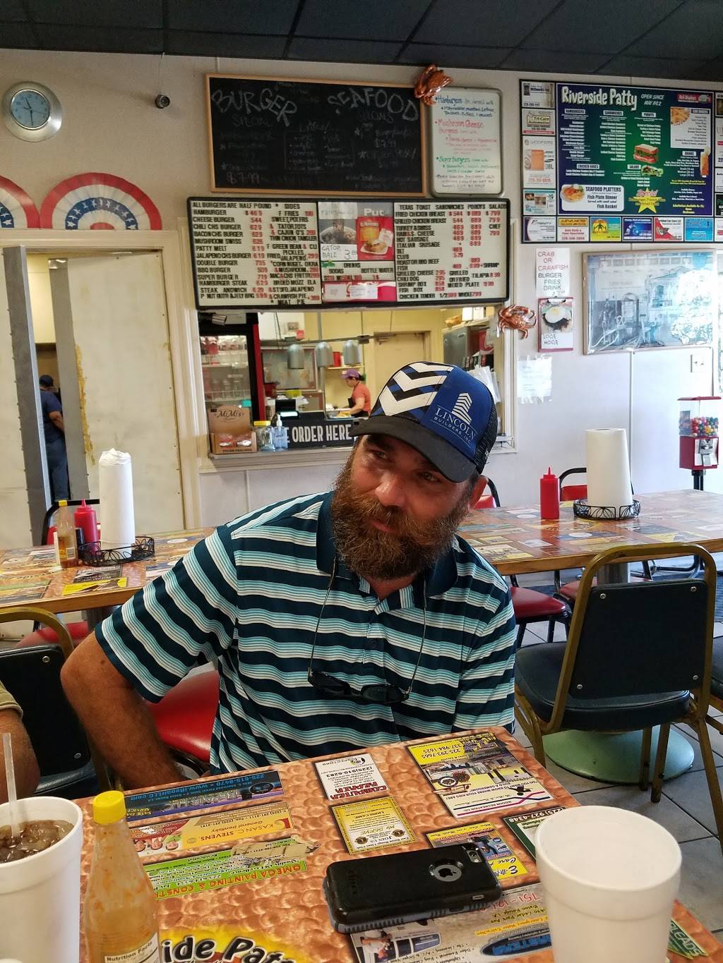 Riverside Patty | restaurant | 10933 Cloverland Ave, Baton Rouge, LA 70809, USA | 2252919414 OR +1 225-291-9414