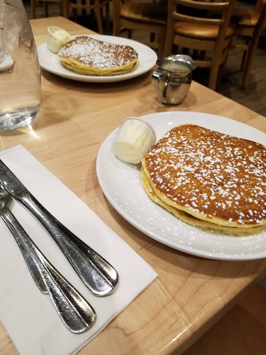 Butters Pancakes & Cafe | cafe | 14795 N Northsight Blvd, Scottsdale, AZ 85260, USA | 4809910011 OR +1 480-991-0011