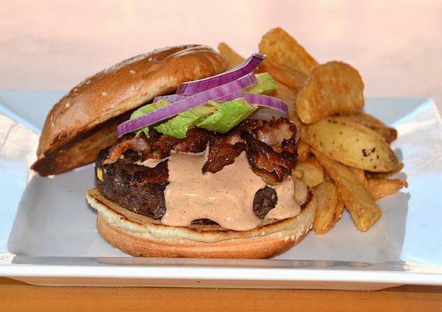 New Orleans Hamburger & Seafood Co. | restaurant | 1005 S Clearview Pkwy, New Orleans, LA 70121, USA | 5047341122 OR +1 504-734-1122