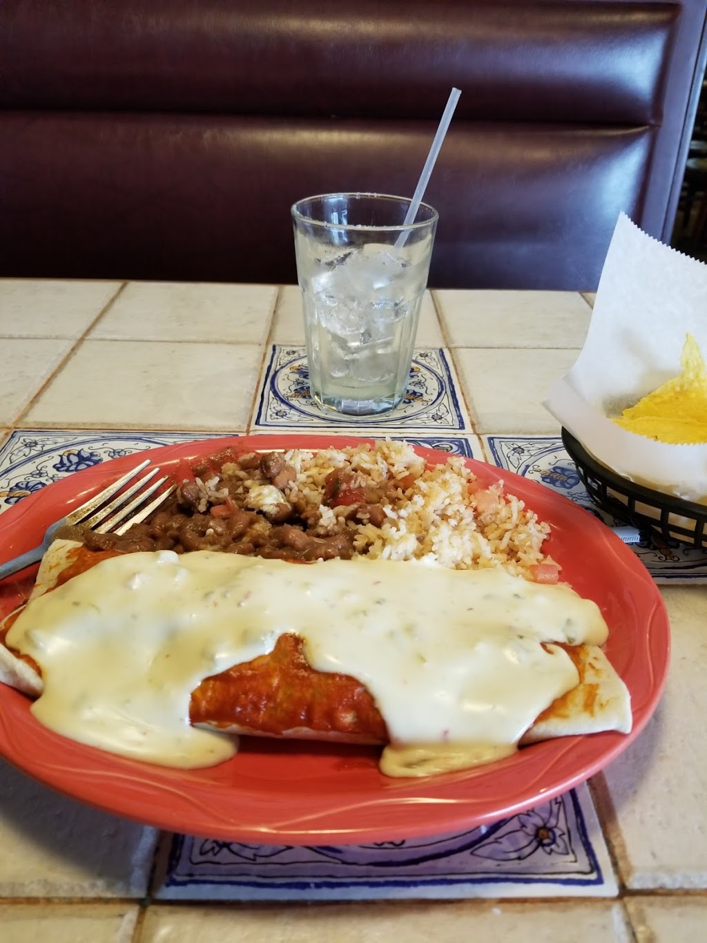 Marias Mexican Restaurant | restaurant | 406 South Ave, Springfield, MO 65806, USA | 4178319339 OR +1 417-831-9339