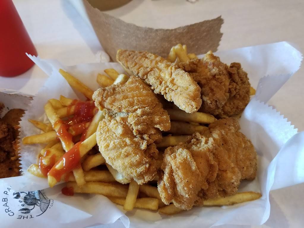 The Crab Pad | restaurant | 1, 2529 N Milwaukee Ave, Chicago, IL 60647, USA | 7733608332 OR +1 773-360-8332