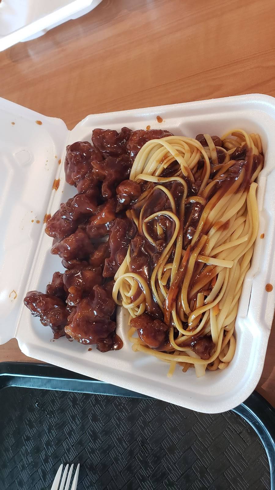 China Wok | restaurant | 3200 W South Airport Rd #616, Traverse City, MI 49684, USA | 2319290883 OR +1 231-929-0883