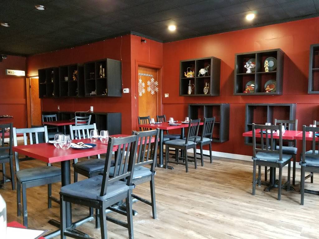 Spice Vault | restaurant | 13 Main St S, Newmarket, ON L3Y 3Y1, Canada | 9052358283 OR +1 905-235-8283