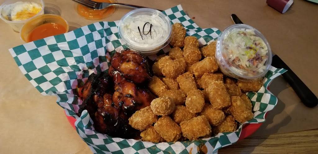 d.d. Peckers Wing Shack | restaurant | 1660 Savannah Hwy, Charleston, SC 29407, USA | 8434024567 OR +1 843-402-4567